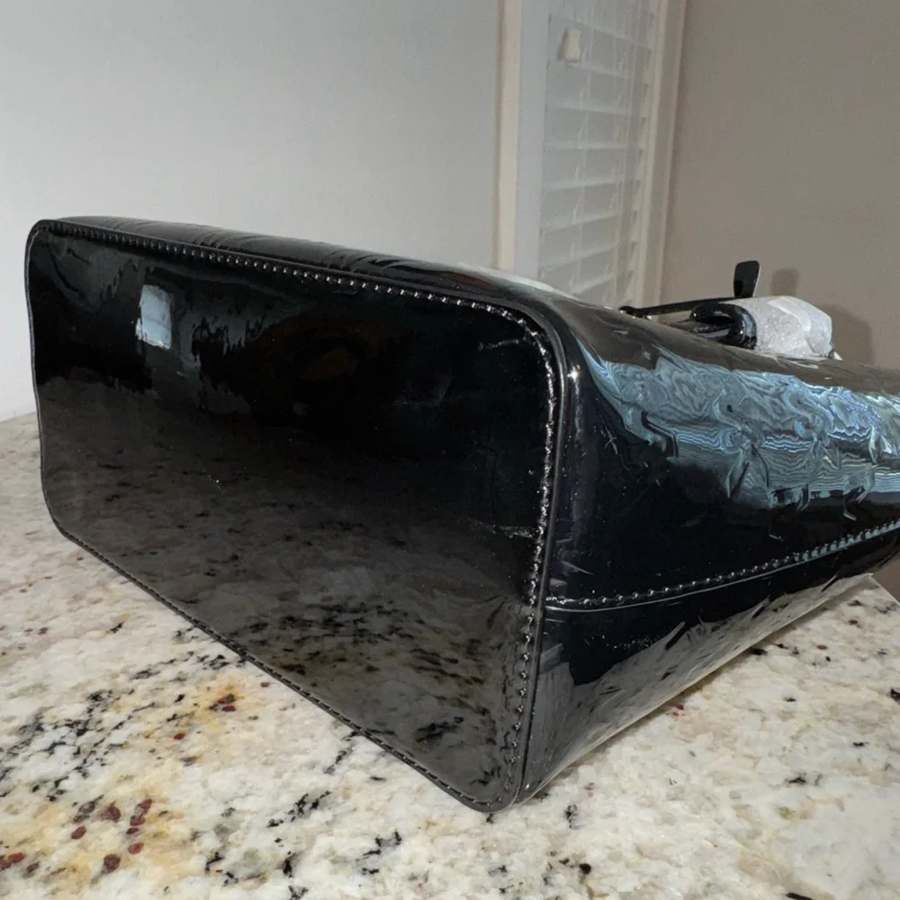 Michael Kors Jet Set XS Black Patent Logo Debossed Convertible Crossbody Tote - Picture 6 of 10